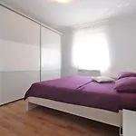 Apartament Valbandon 2198